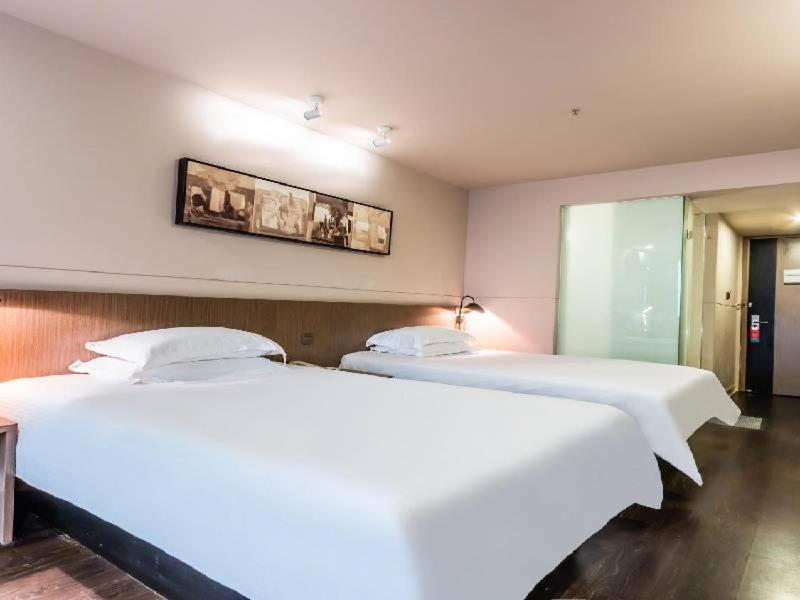 Jinjiang Inn Select Hangzhou Binjiang University Town Puyan Metro Station Exterior photo