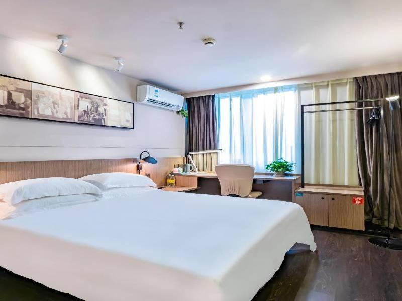 Jinjiang Inn Select Hangzhou Binjiang University Town Puyan Metro Station Exterior photo