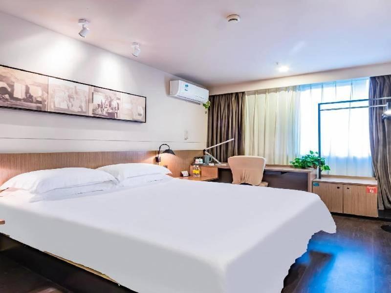 Jinjiang Inn Select Hangzhou Binjiang University Town Puyan Metro Station Exterior photo